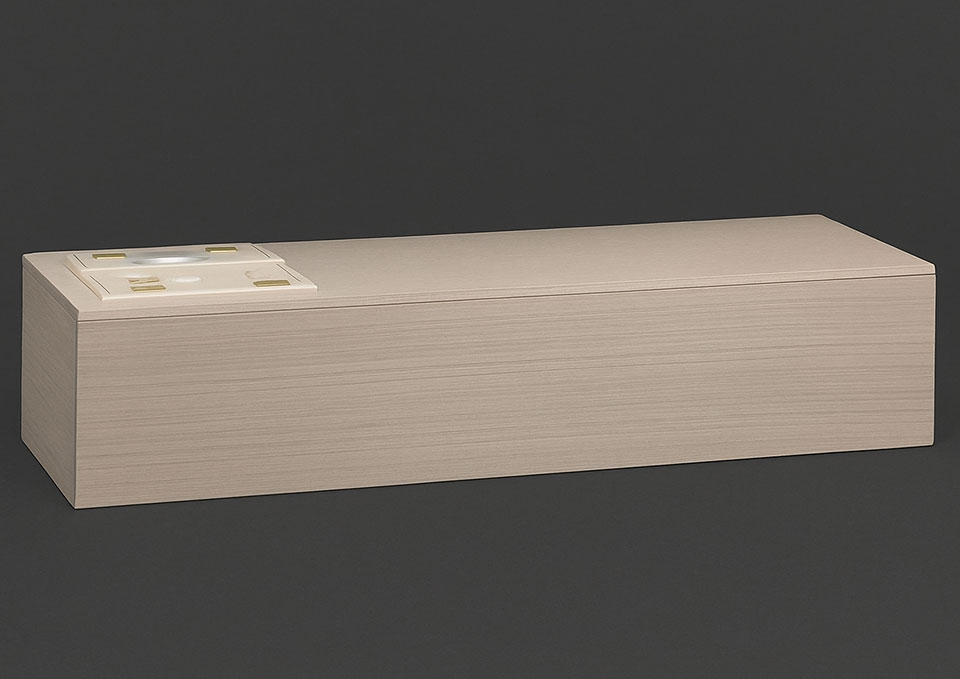 越谷市にある家族葬のアートの直葬プランで使用する木製桐棺